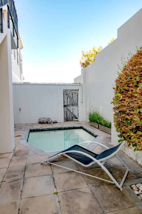 Camps Bay Guest Suite With Private Pool Cape Town Exterior photo